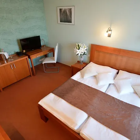 Romantica Szálloda 4*